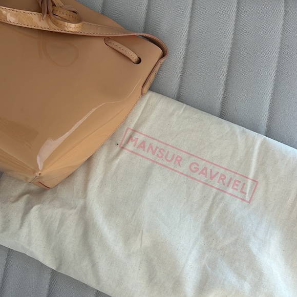 Mansur Gavriel | Bag | Mini mini Patent Bucket Bag - Picture 3 of 6